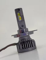 لامپ هدلایت M8 پایه H4